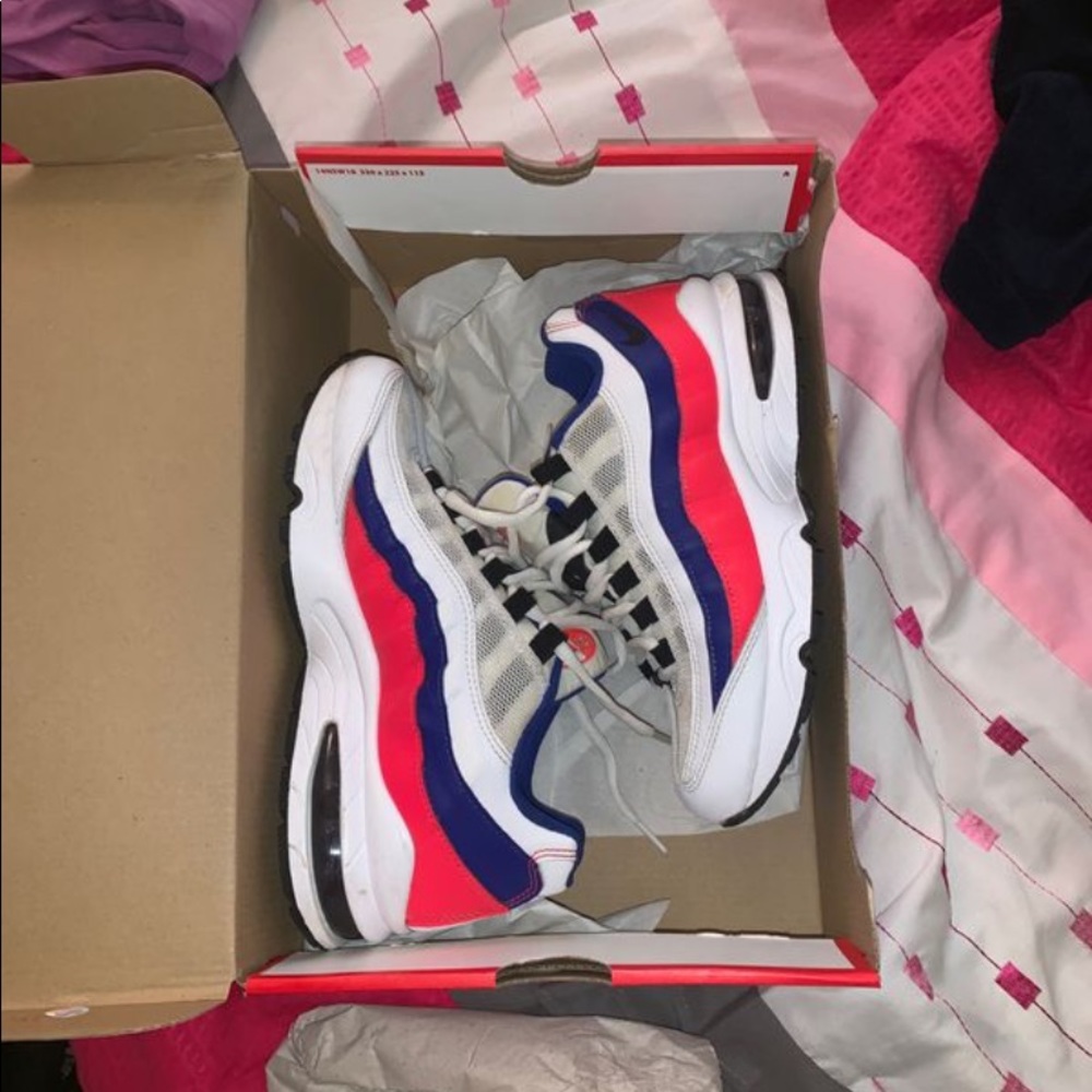 Shoes , airmax